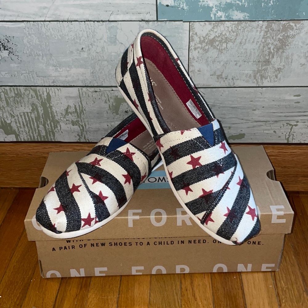 TOMS slip on shoes
